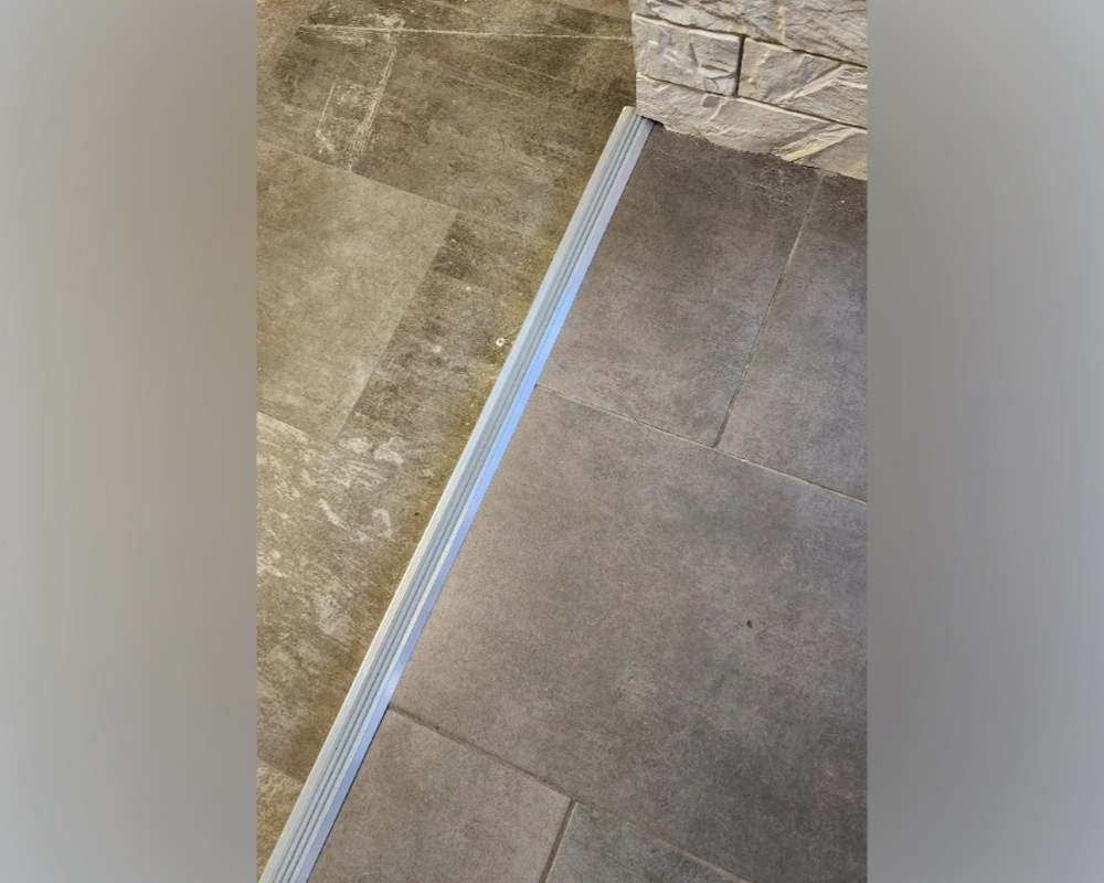 Порог одноуровневый ПС 08-1.900.042л Шампань