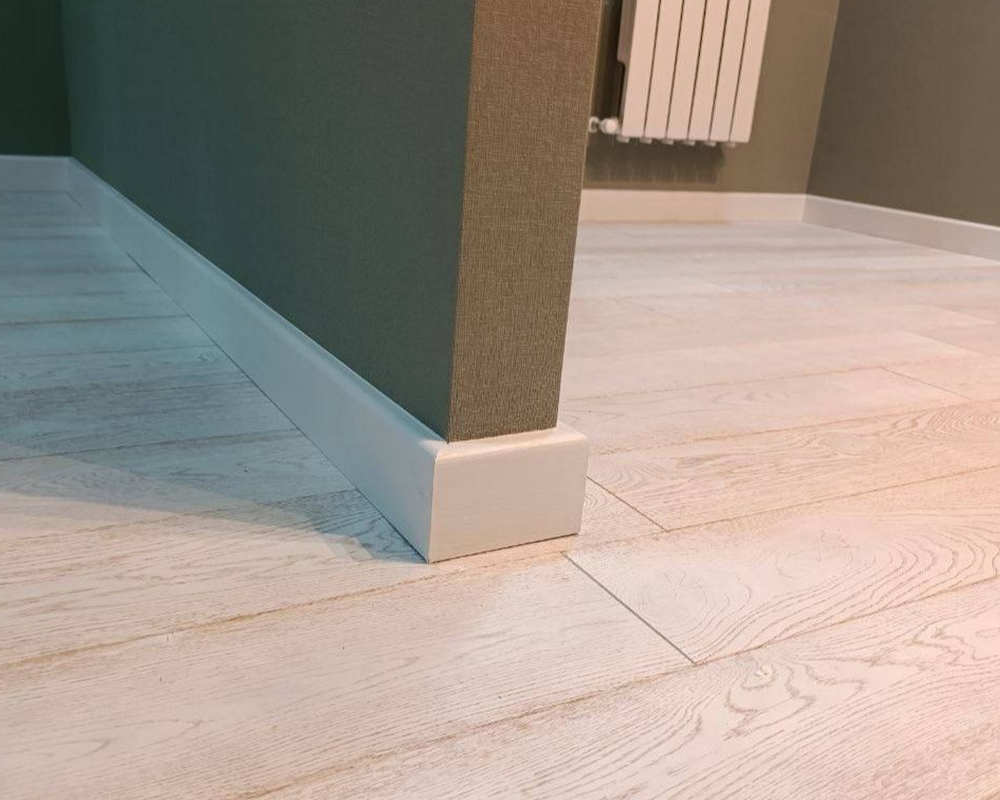 Плинтус МДФ Лука Пл 80МДФ.2700. 24116 Белый