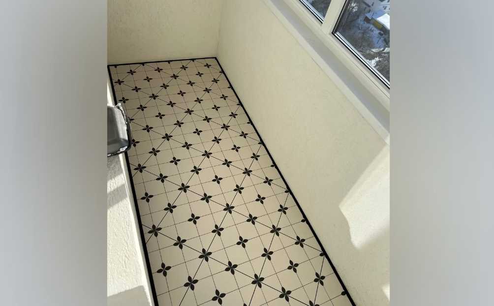 Микроплинтус AL16X5-03 16х6х2000мм Чёрный