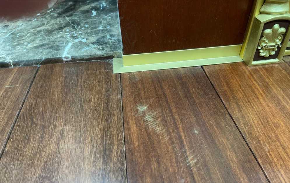 Микроплинтус MSAPL 02.2700.14BB Латунь